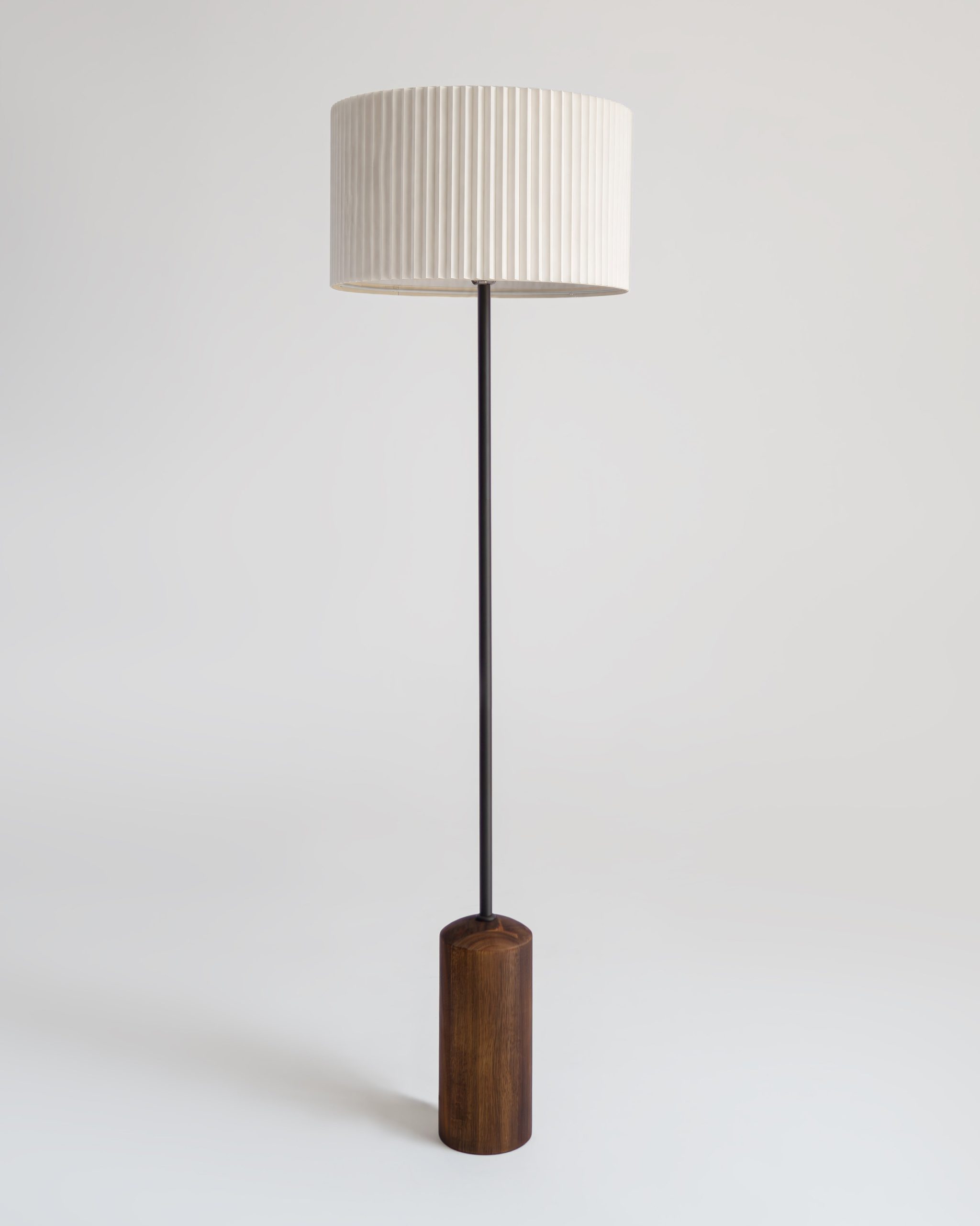 Brightech_Oren_Floor_Lamp_Wood_Pleated_3.jpg
